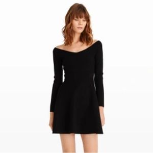 Club Monaco knit A-line skater dress in black size S